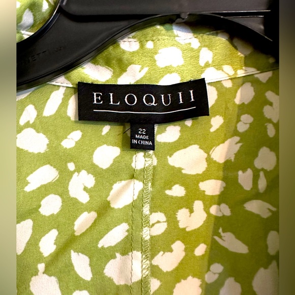 Eloquii Lime collard crop blouse - Picture 4 of 5